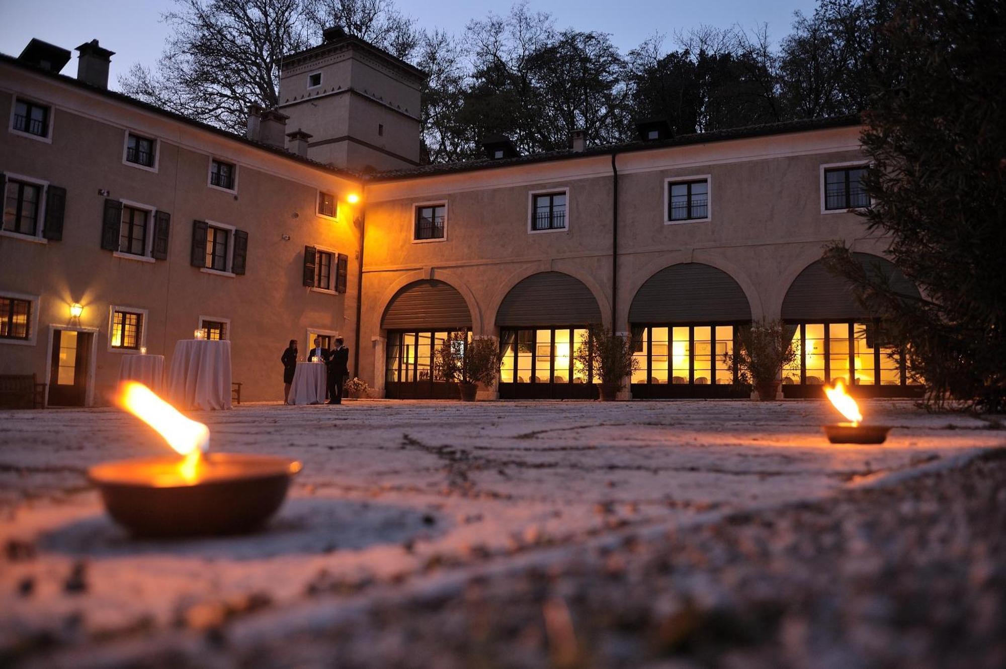 La Foresteria Serego Alighieri SantʼAmbrogio di Valpolicella Exterior foto